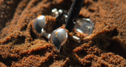 Kapstone Manufacturing is First US-Based Medical Device CDMO+ to Integrate In-House DLyte Dry Electropolishing